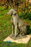 Figura ogrodowa Pies siedzący