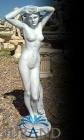 Figura ogrodowa Wenus z rękami na głowie